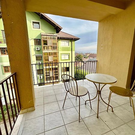 Apartament Novara 17 Craiova Buitenkant foto